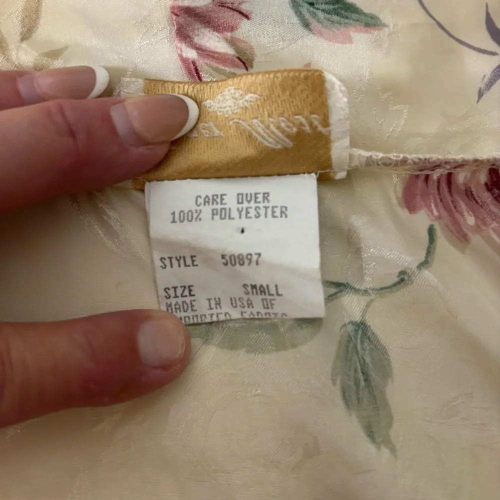 Inner Most Vintage Floral Polyester Robe with Belt Women’s - Picture 3 of 14